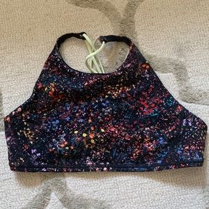 Lululemon Free To Be High Neck Bra in Size 10